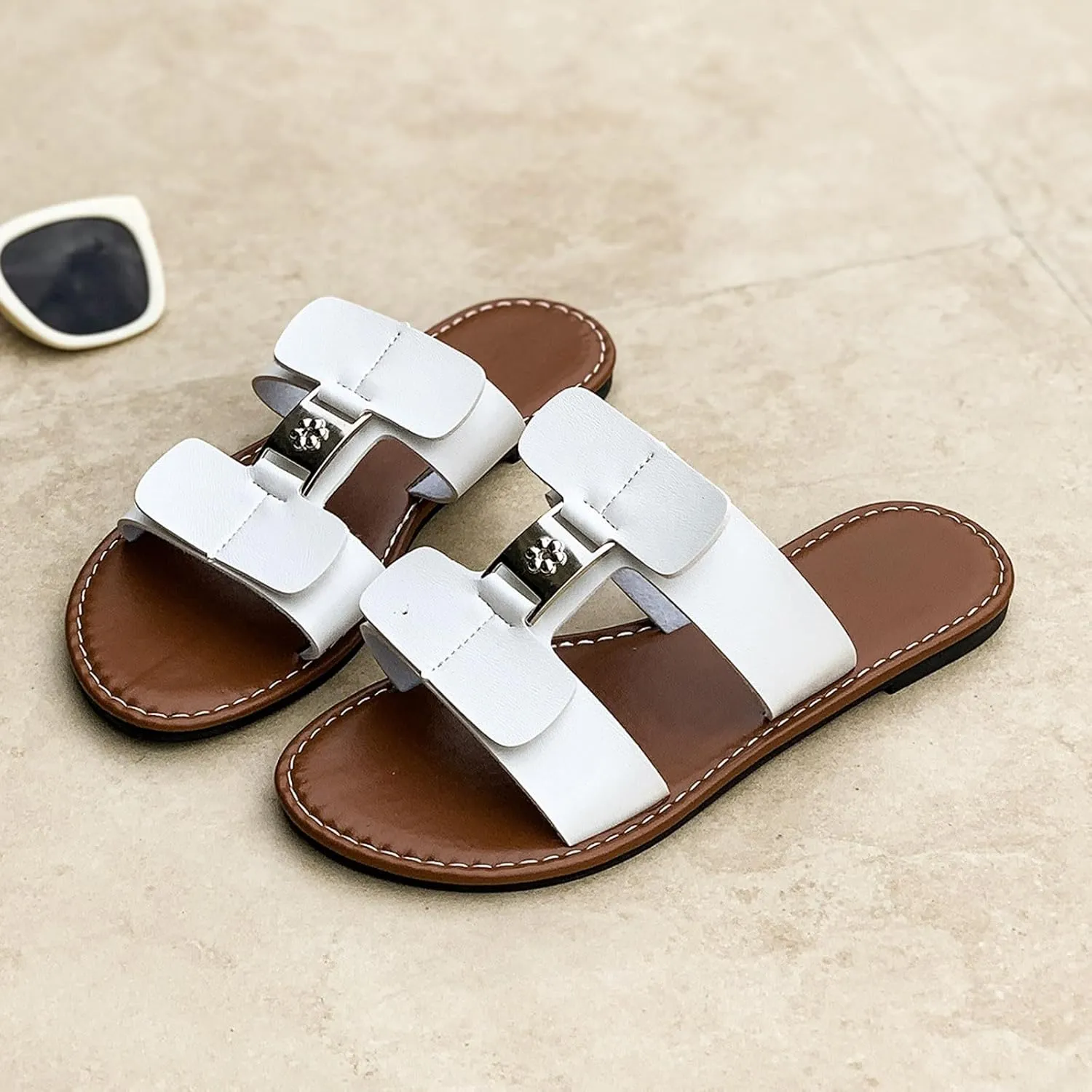 2025 Comfortable Women Flat Sandals Breathable Slip-On Ladies Dress Casual Slides Shoes Fashion Shopping Open Toe Soft Sole Slippers Summer Beach Vacation Walking Footwear