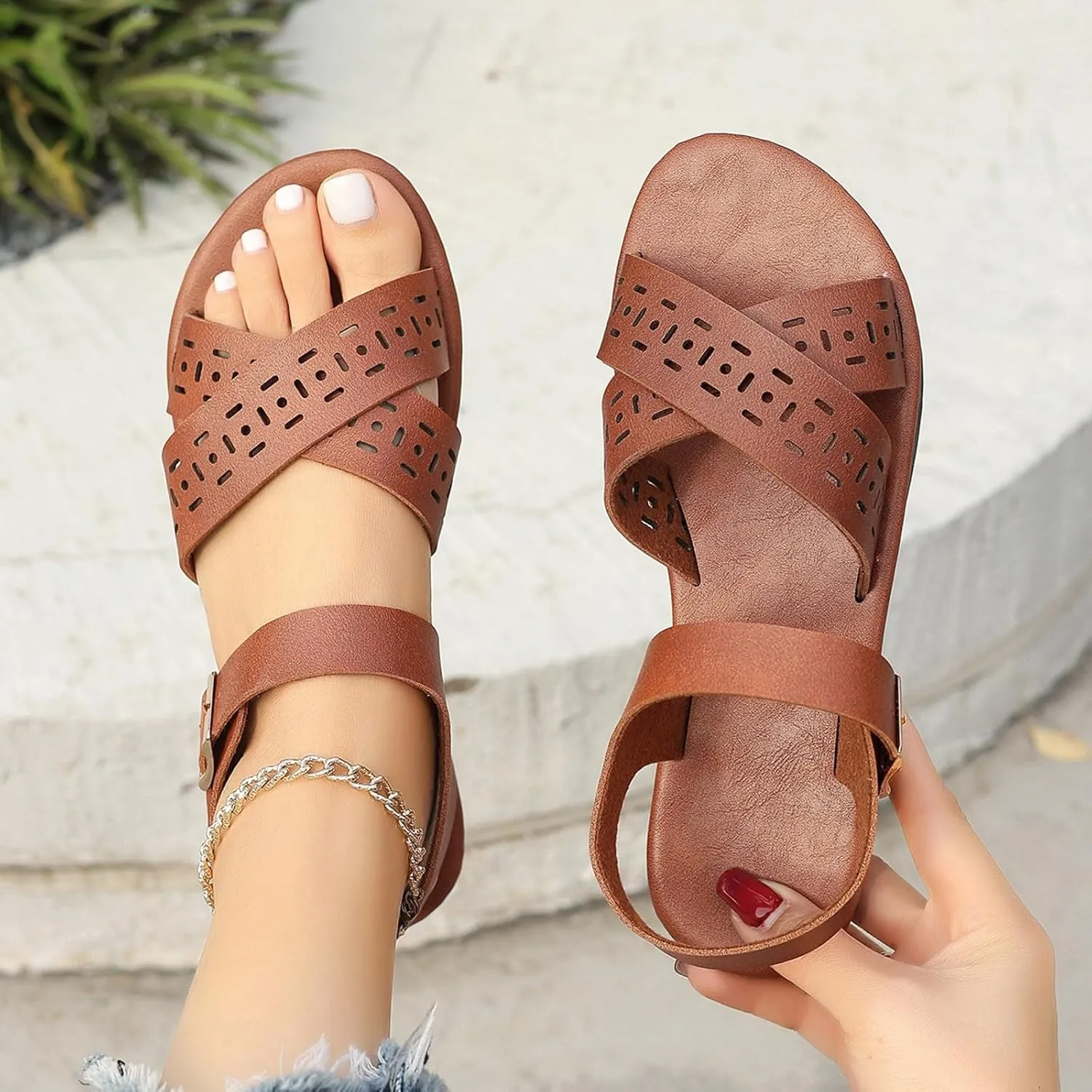 2025 Women Flat Sandals Breathable Comfortable Peep Toe Walking Slippers Fashion summer Dressy Party Casual Shoe with Adjustable Buckle Non-Slip Soft Sole Slip-On Footwear with Ankle Strap