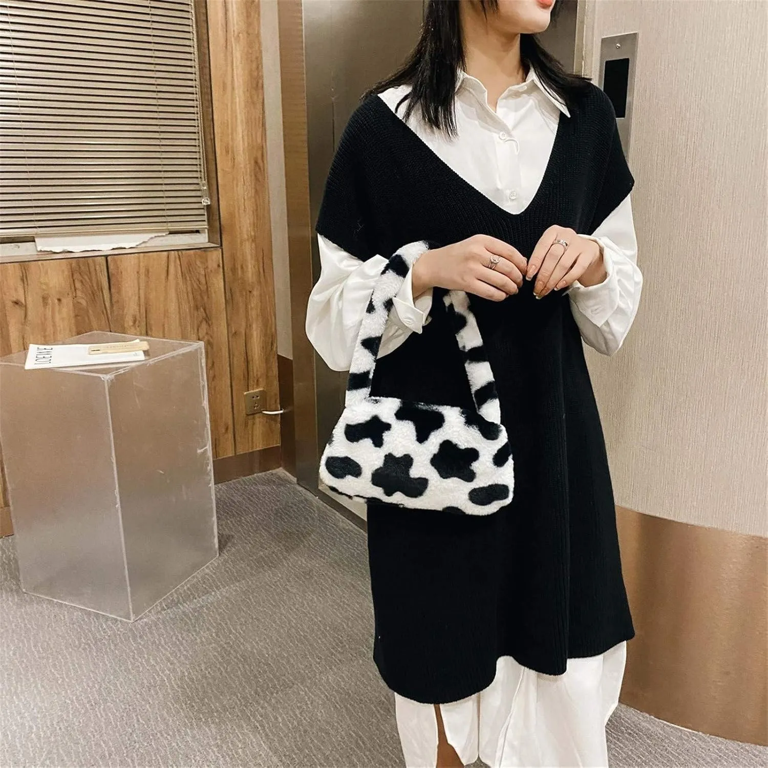 Anti Theft Crossbody Bags for Women Retro Studded Crossbody Bags Small Shoulder Purses Trendy Clutch Saddle Bag(C)