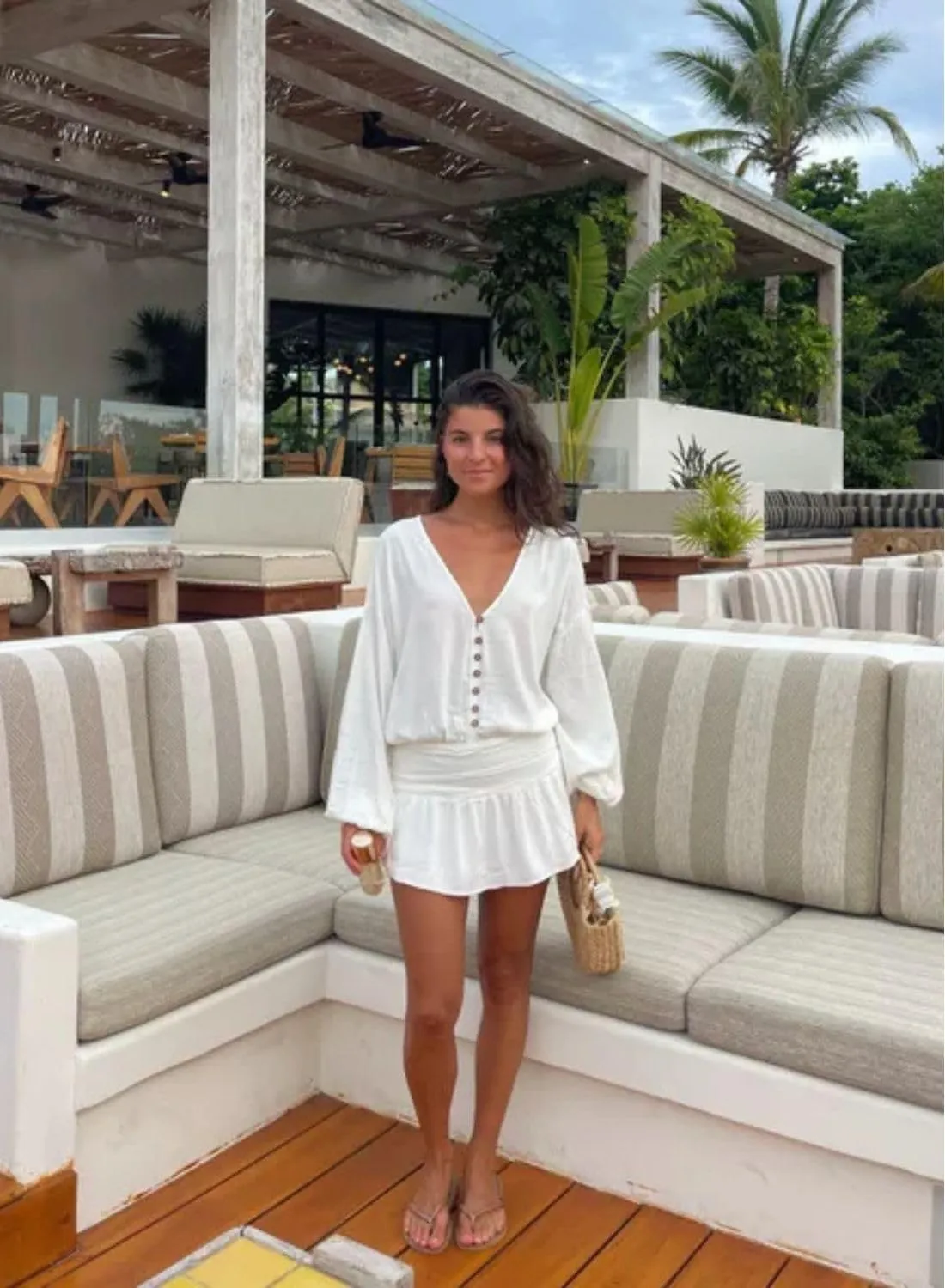 Casual Rompers for Women Button Down Jumpsuit V Neck Solid Long Sleeve Drop Waist Short Romper