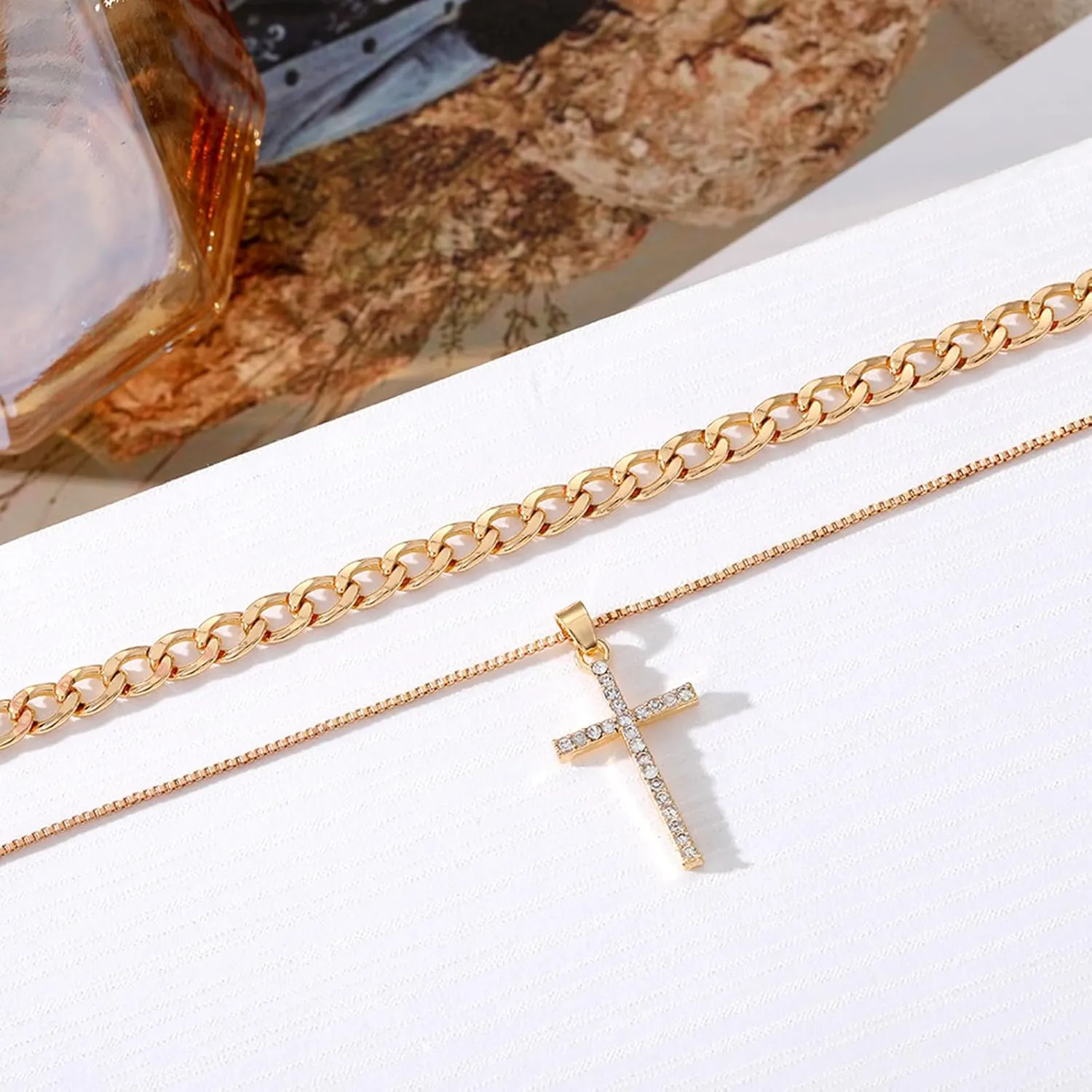 Cross Necklace for Women Men Baptism Gifts Dainty Gold Plated Cross Necklace Layered Gold Cross Necklace Cross Pendant Necklace Gold Paperclip Snake Chain Necklace Trendy Gold Jewelry Gifts