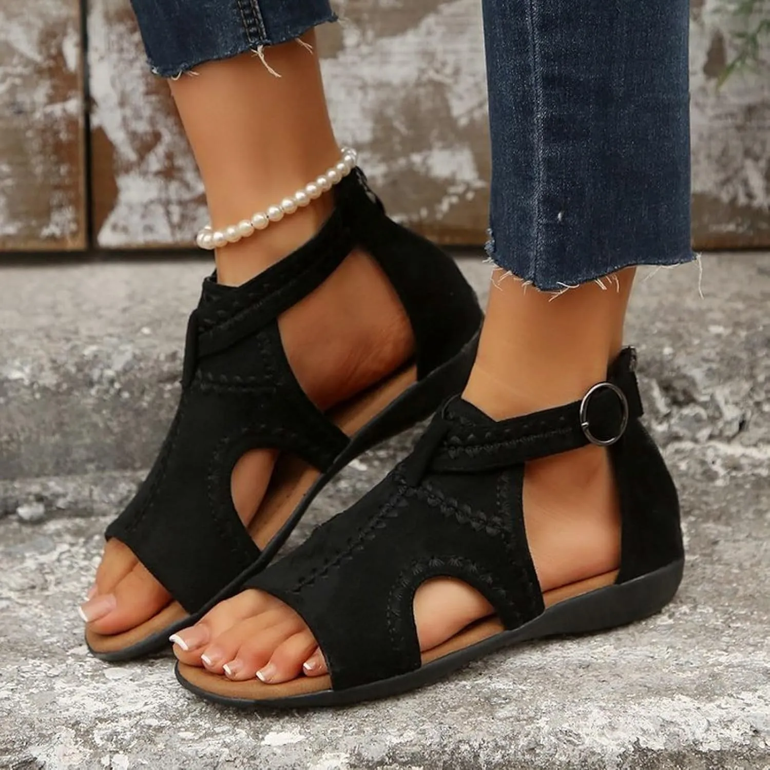 Flat Sandals for Women Bohemian Roman Open Toe Soft Sole Slippers with Ankle Strap Retro Comfortable Non-Slip Platform Casual Shoe Outdoor Vacation Walking Footwear with Adjustable Buckle