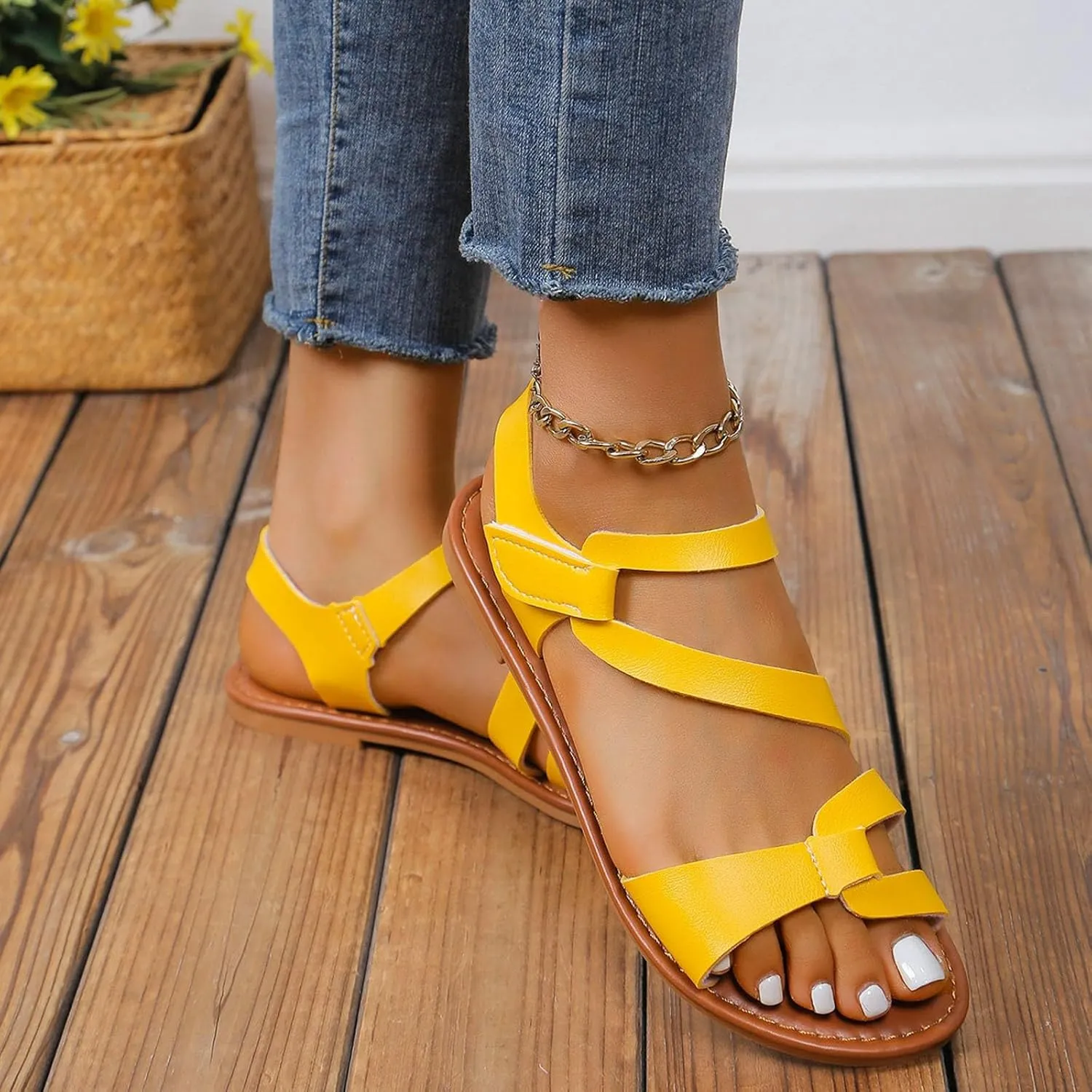 Flat Sandals for Women Indoor Home Comfortable Soft Sole Slippers Outdoor Beach Slip-On Casual Shoe Breathable Open Toe Walking Footwear with Hook Loop Strap Fashion Quick Drying Summer Shoes