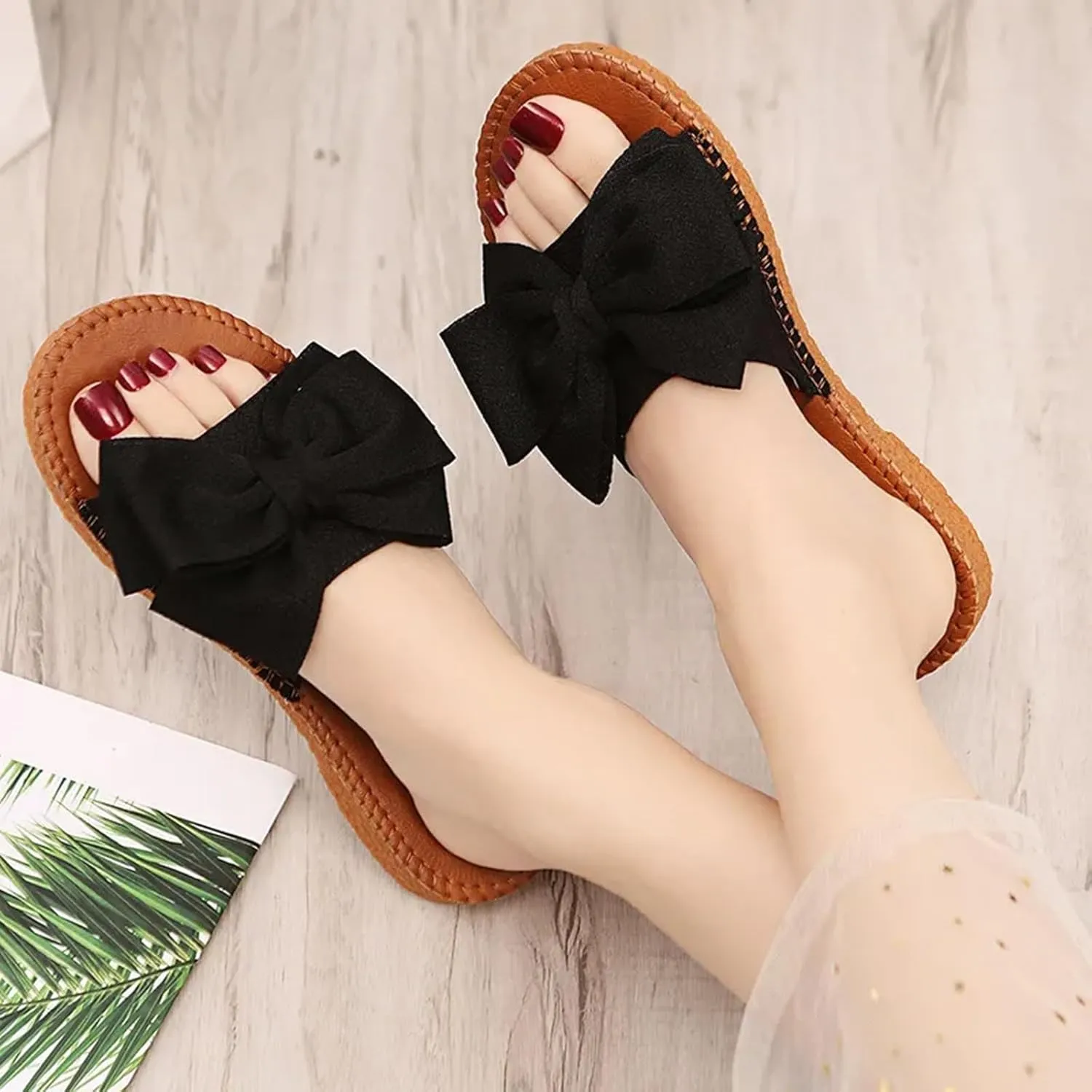 Flat Sandals for Women Outdoor Beach Slip-On Casual Shoe Cute Bow Decoration Non-Slip Walking Footwear Breathable Open Toe Vacation Slippers Indoor Home Comfortable Soft Sole Slippers