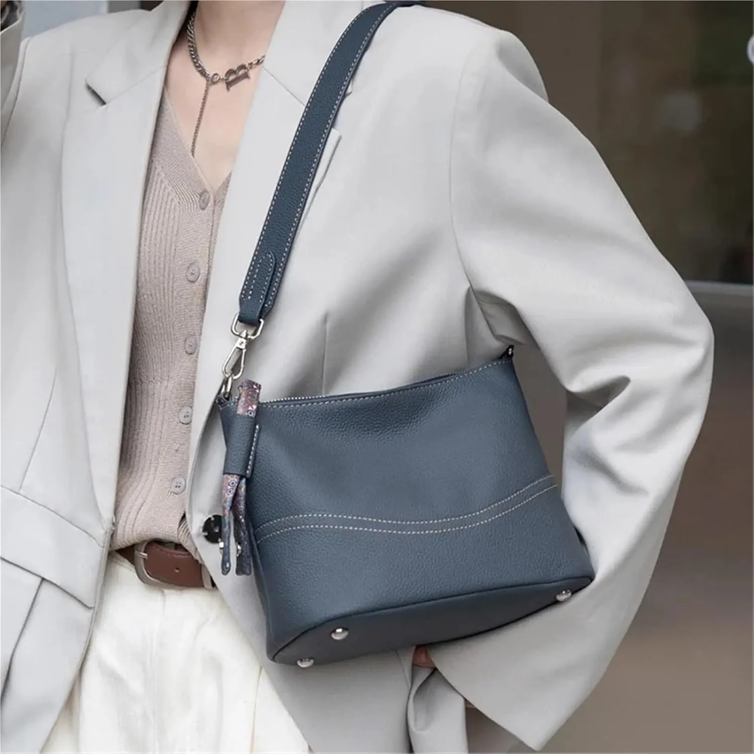Genuine Leather Shoulder Bucket, Ladies' Commuting Underarm Bag, Versatile Crossbody Hobo Bag