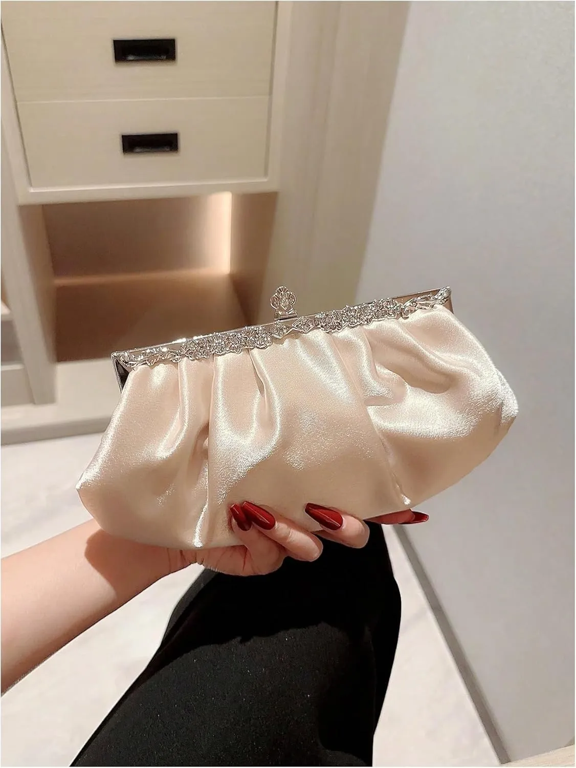 GORGLITTER Women's Elegant Satin Clutch Purses Evening Bags Handbags Shoulder Bags with Chain