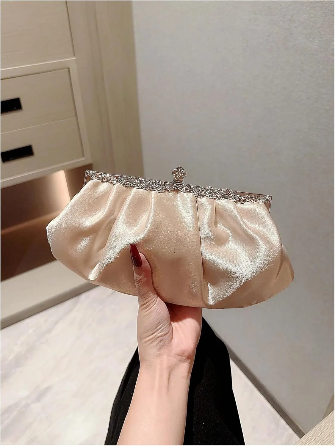 GORGLITTER Women's Elegant Satin Clutch Purses Evening Bags Handbags Shoulder Bags with Chain