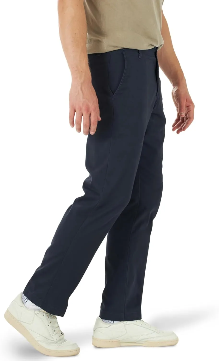 Lee Men's Extreme Motion Flat Front Relaxed Taper Pant