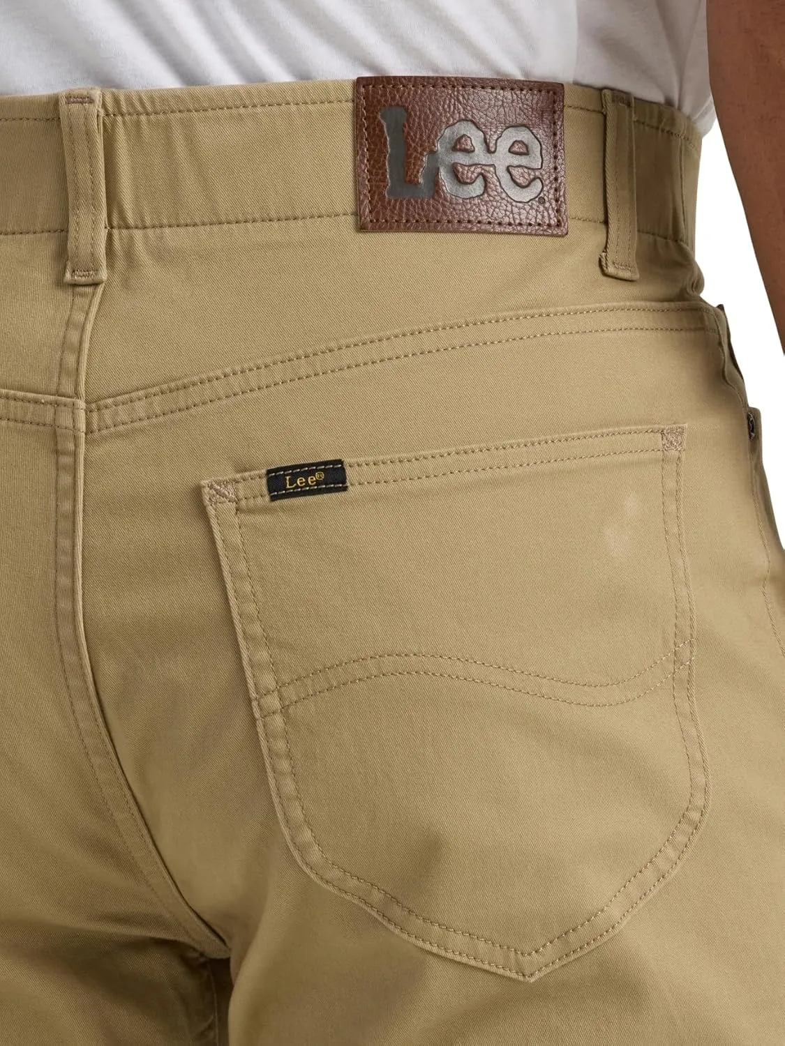 Lee Men's Extreme Motion Relaxed Straight Jean