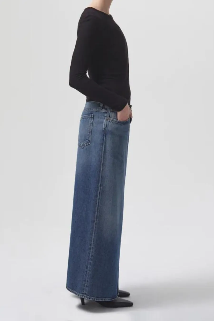 Leif Skirt Swing