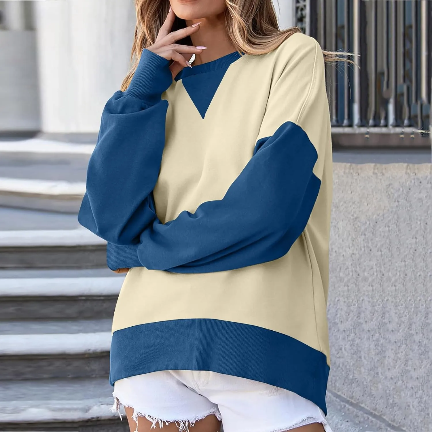 Lightweight Sweatshirts for Women Trendy Oversize Long Sleeve Top Color Block Pullover Classic Crew Neck Sweat Shirt