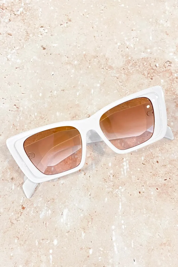 LOU OVERSIZED CAT EYE SUNGLASSES WHITE