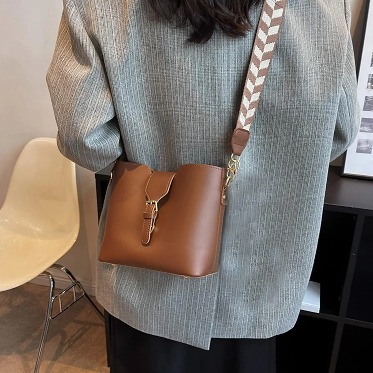 Purses for Women Crossbody Anti Theft Fashion Cotton Canvas Handbags Tote Purses Trendy Clutch Saddle Bag(Brown)
