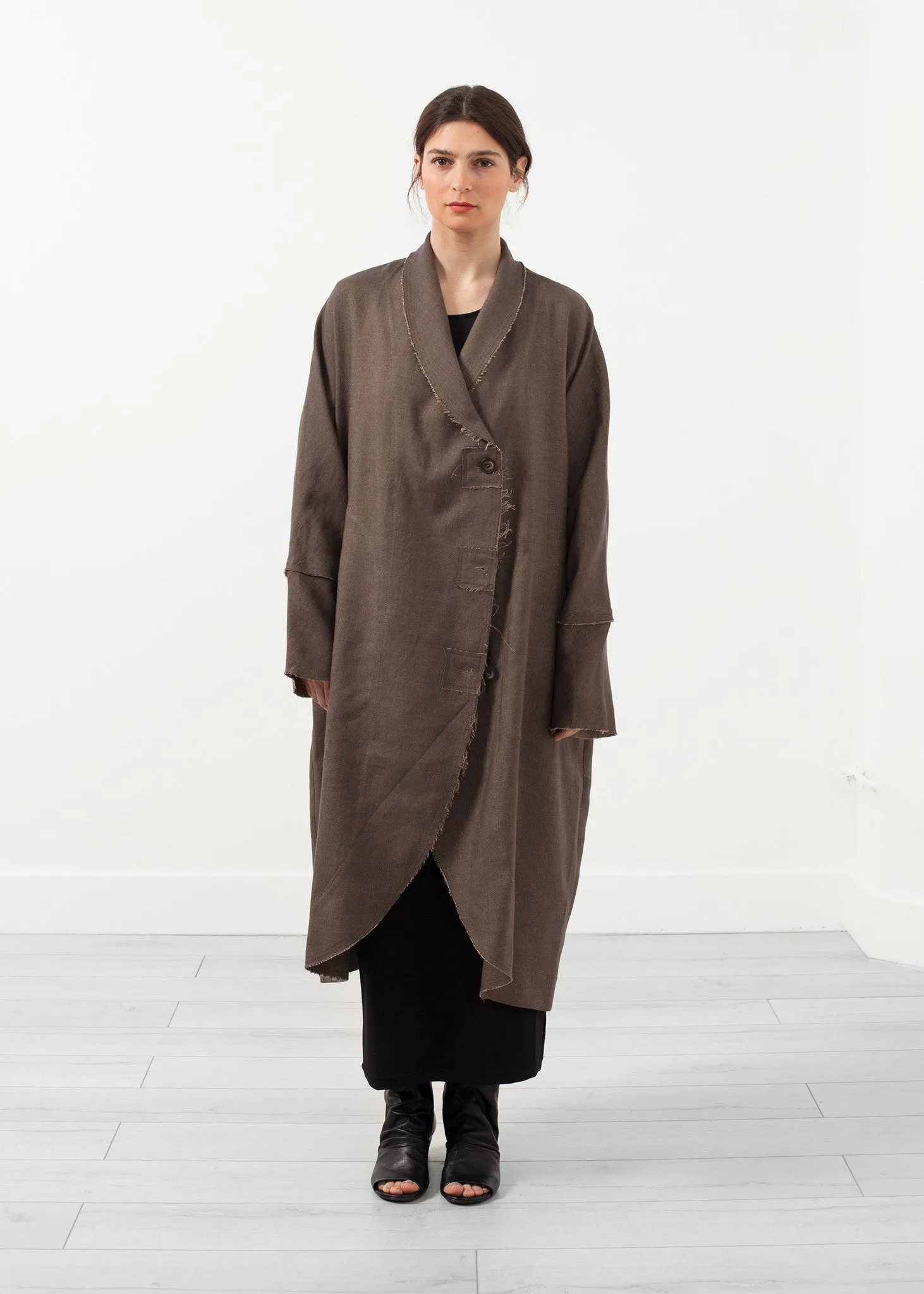 Trub Trench - A Stylish and Fashionable Choice