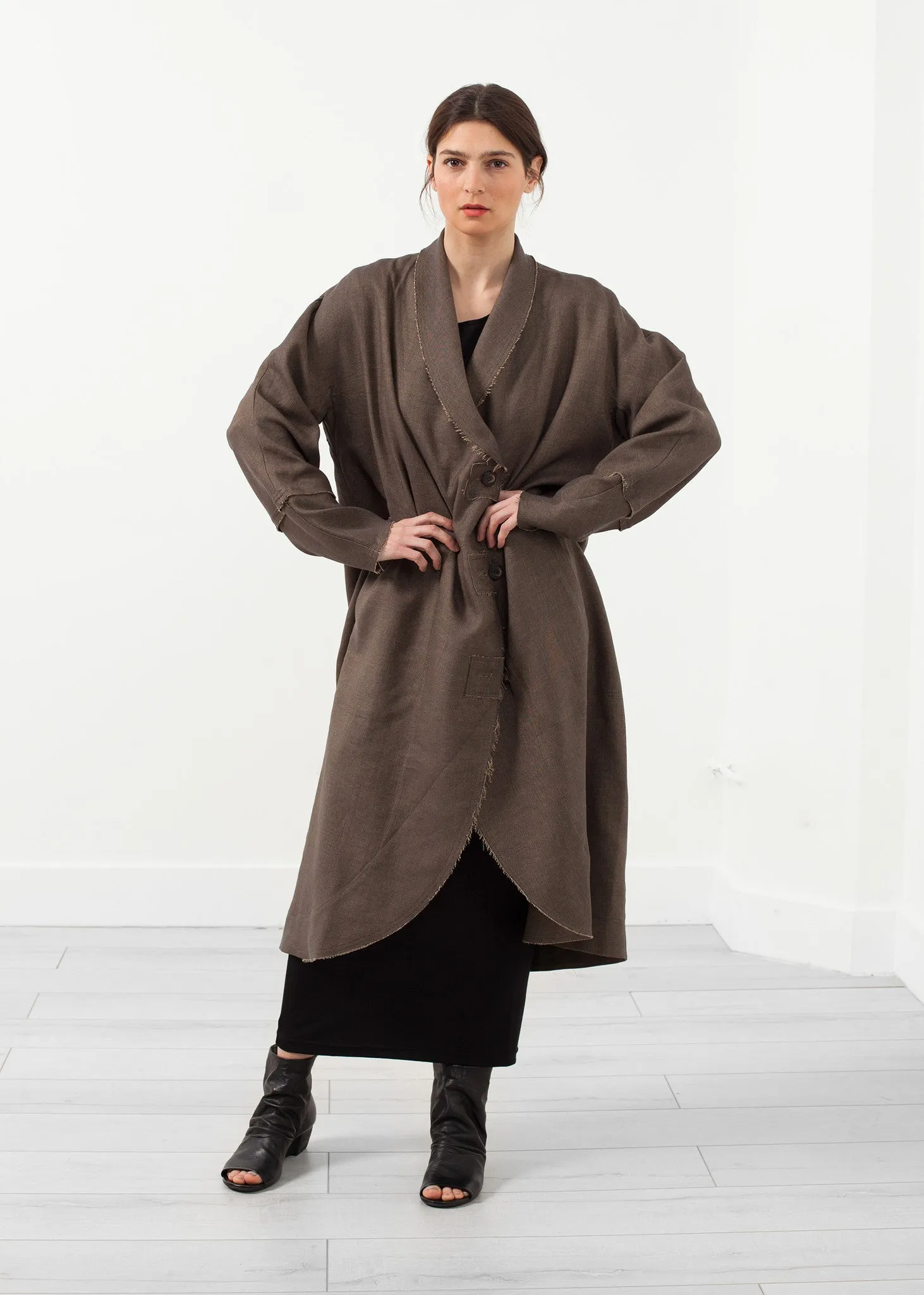 Trub Trench - A Stylish and Fashionable Choice