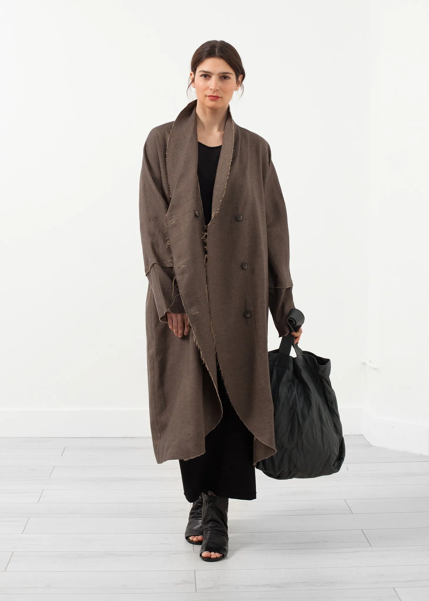 Trub Trench - A Stylish and Fashionable Choice