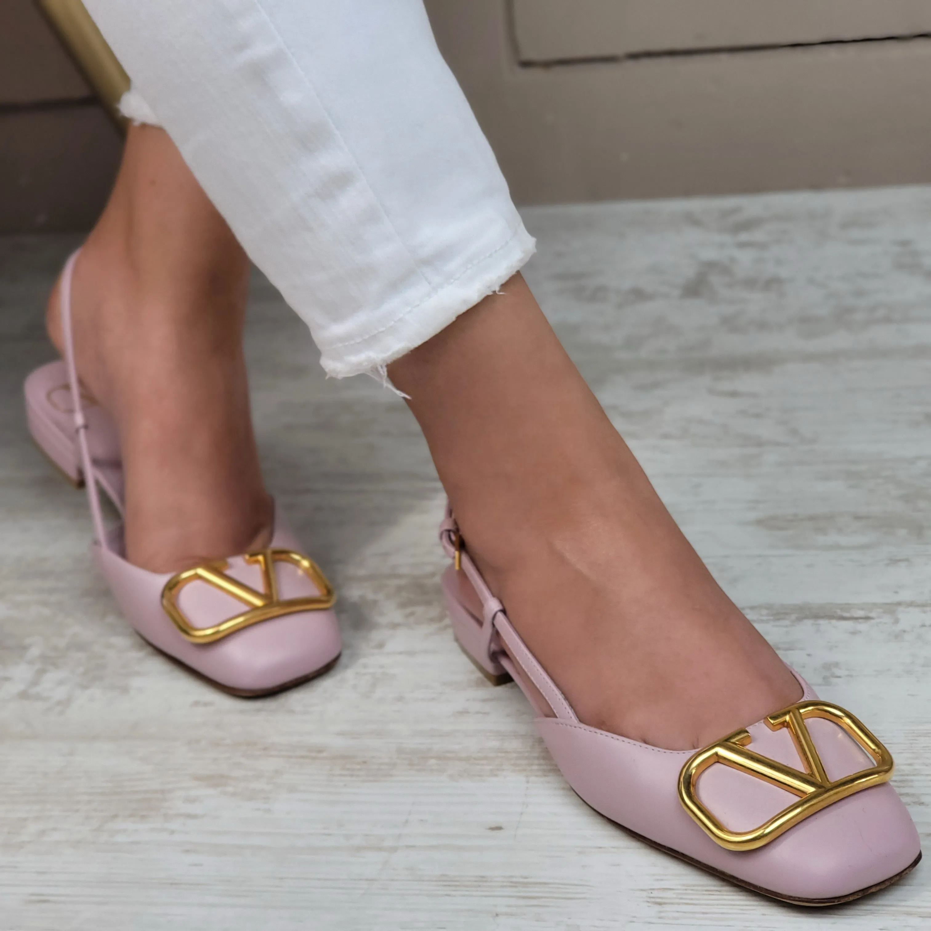 VALENTINO GARAVANI VLOGO SLINGBACK FLATS EU 36/ UK 3
