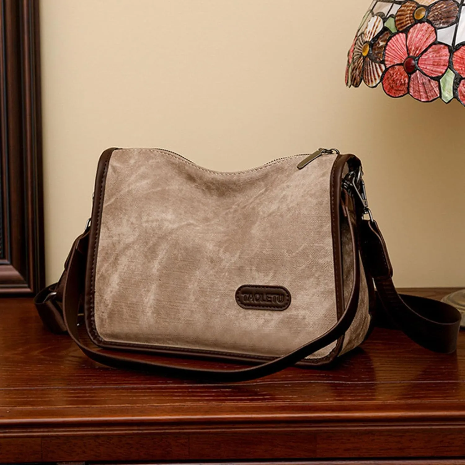 Women Shoulder Bag Fashionable New Pattern Simple Solid Color Retro Large Capacity Practical Casual (Khaki, One Size)