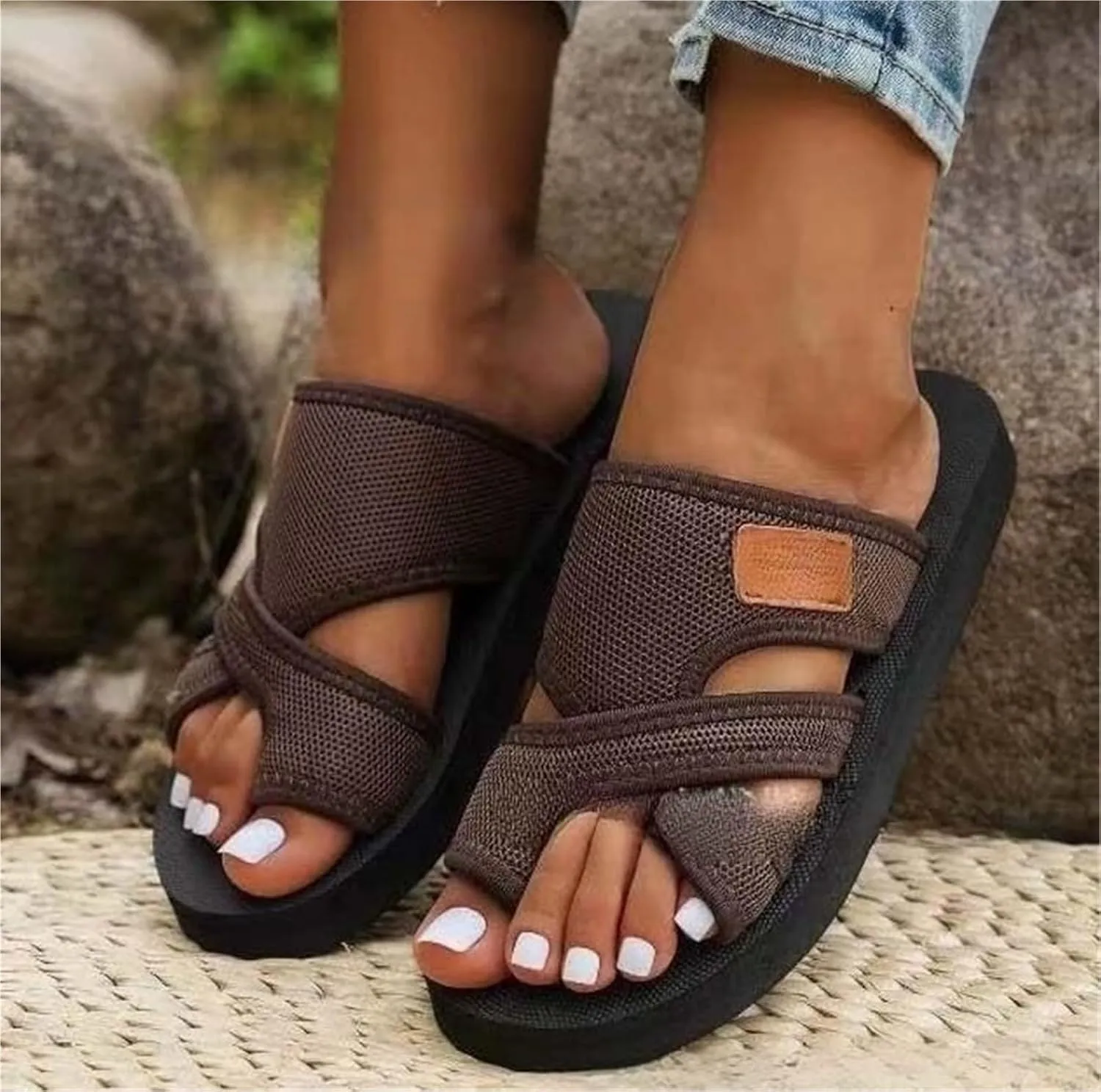Women's Comfortable Breathable Mesh Flip Flops, 2025 Women's Hollow Mesh Slide Sandals Orthopedic Shoes for Women